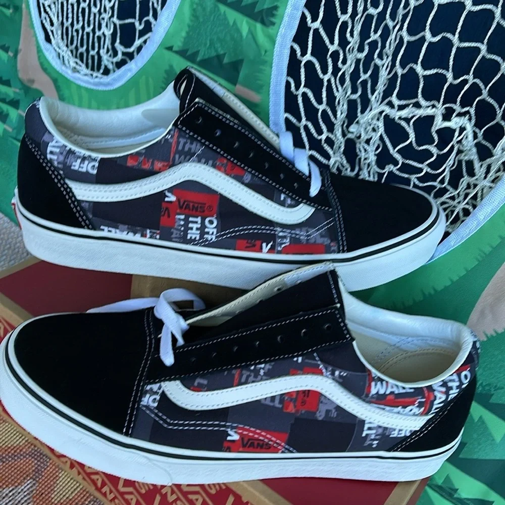 Vans WMNS Old Skool
(Packing Tape) Black/Red/
VN0A4U3BWZ4
Sneakers - Picture 13 of 16